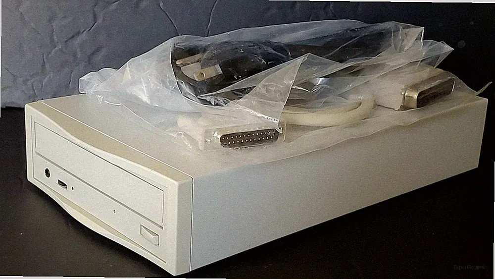 EXTERNAL SCSI CD-ROM READER DRIVE FOR ROLAND S760|S770|VP-9000|DJ-70MkII|MC80
