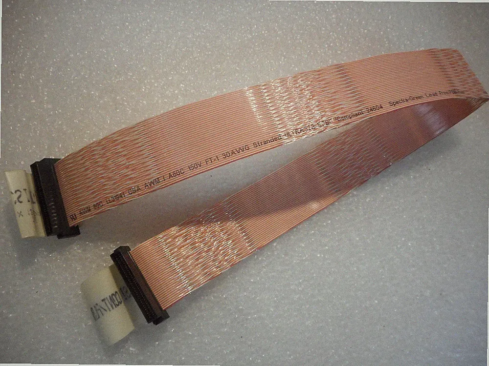 Genuine Dell 25 inch HD68 68-pin SCSI Hard Drive Cable THA01 7G085