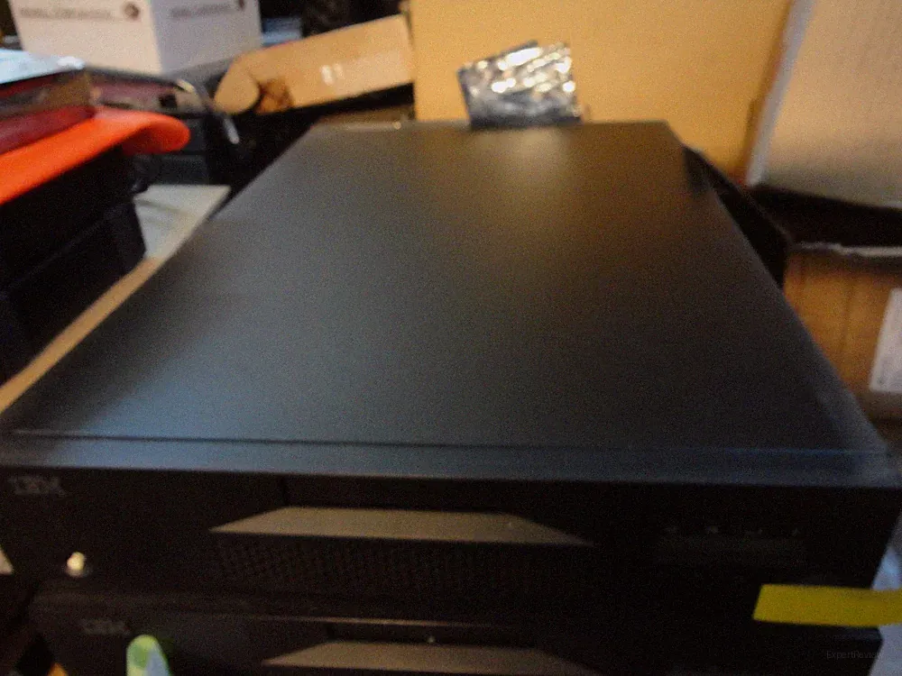 IBM 3581-L28 LTO2 Ultrium2 SCSI LVD SE 1/8 Autoloader W/BarCode Reader 3581L28
